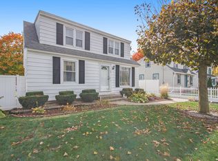 130 Floyd St SW, Wyoming, MI 49548