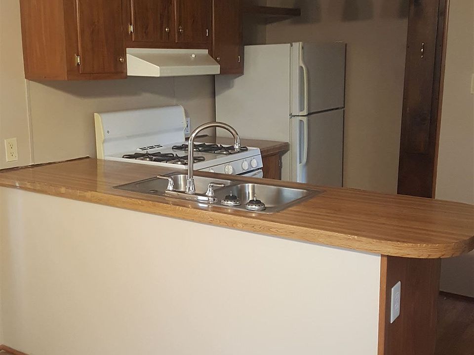 1st image of 320 Point West Ii