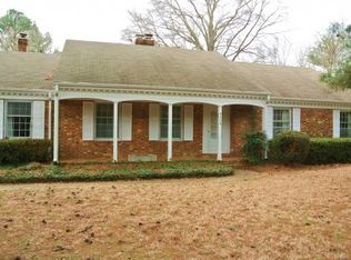 4209 Hermitage Rd, Virginia Beach, VA 23455