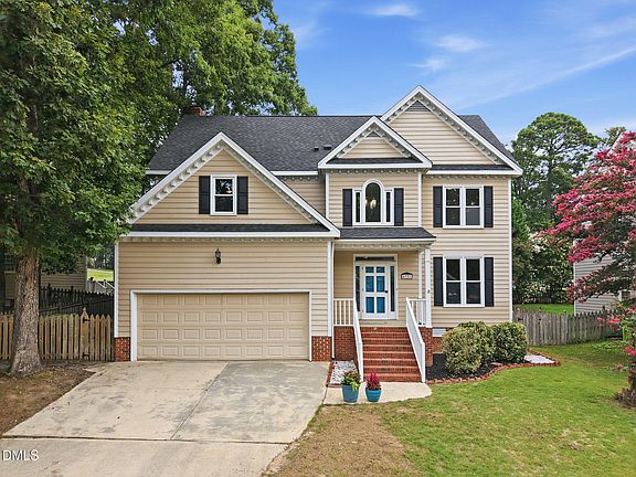 3rd image of 4721 Grand Cypress Ct