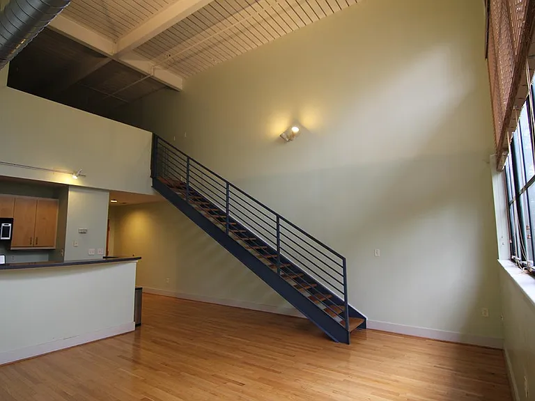 790 N Ave NE #106 — Photo 6