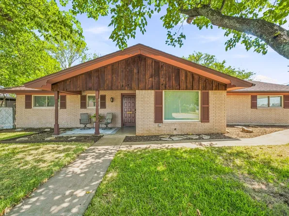 409 N Charlotte Ave, Stephenville, TX 76401