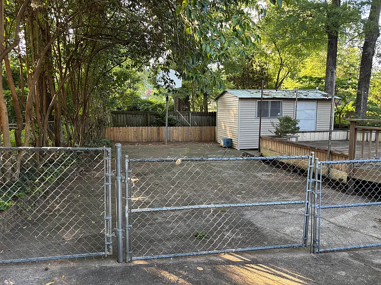 628 Cooper Dr — Photo 30