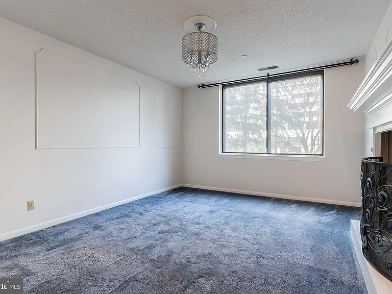 3709 S George Mason Dr #115 — Photo 23