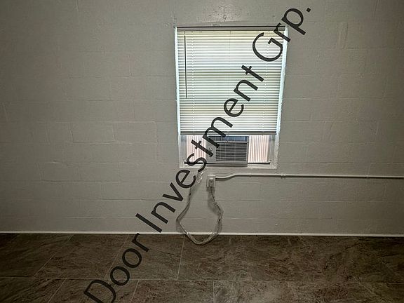 3rd image of 735 S Washington Ave Floor 3