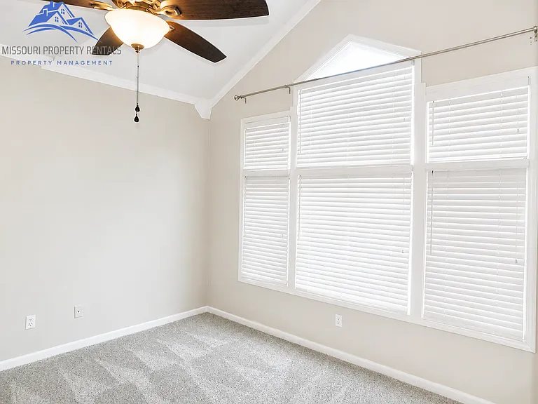 123 Oak Dr #1 — Photo 4