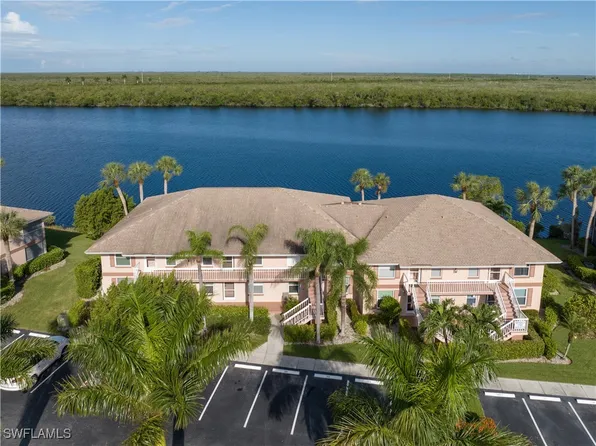 1025 Mainsail Dr Unit 212, Naples, FL 34114