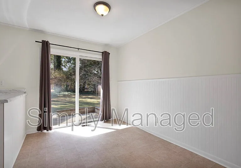 7262 Ryan St — Photo 10