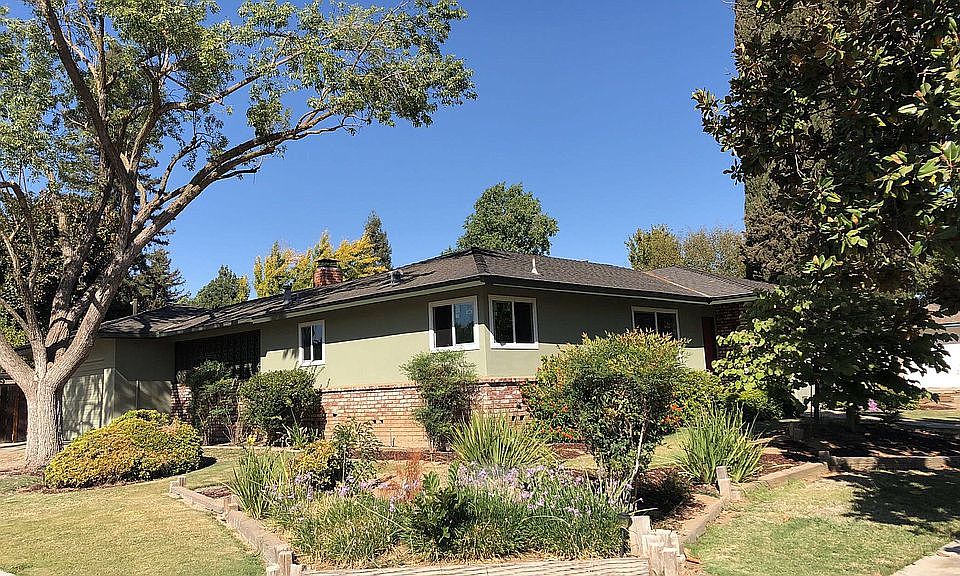2nd image of 3302 E Tenaya Way