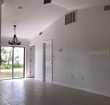 2nd image of 309 W Parker Ave