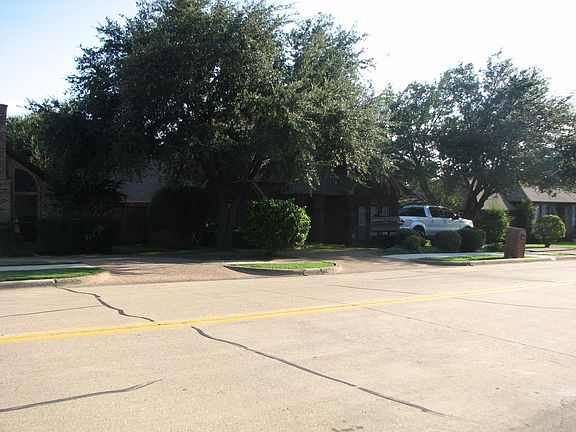 2nd image of 3844 Kelly Blvd
