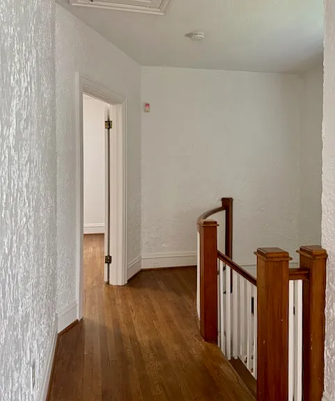 Hall, upstairs