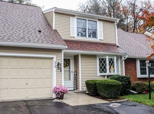 313 The Meadows #313, Enfield, CT 06082