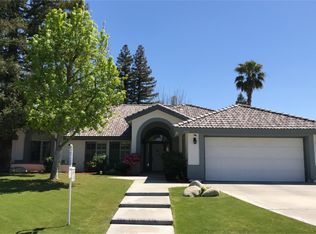 2608 Oak Crest Ct, Bakersfield, CA 93311