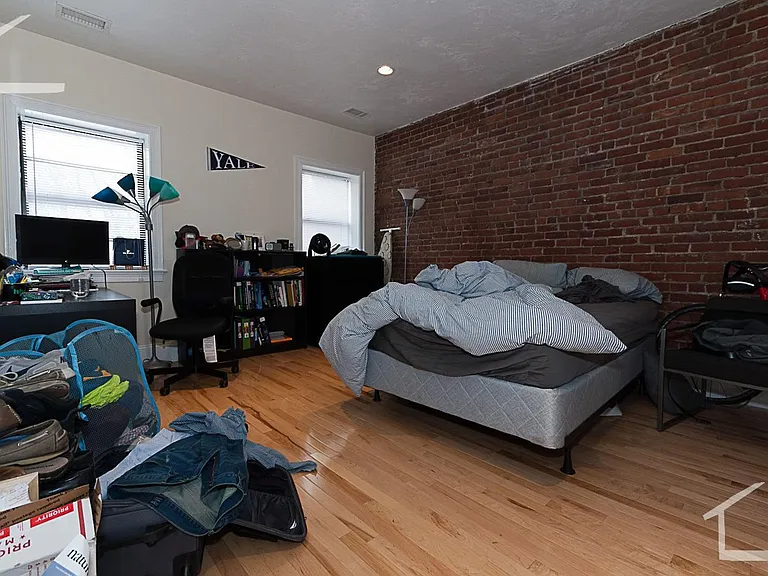 1197 Beacon St #2 — Photo 10