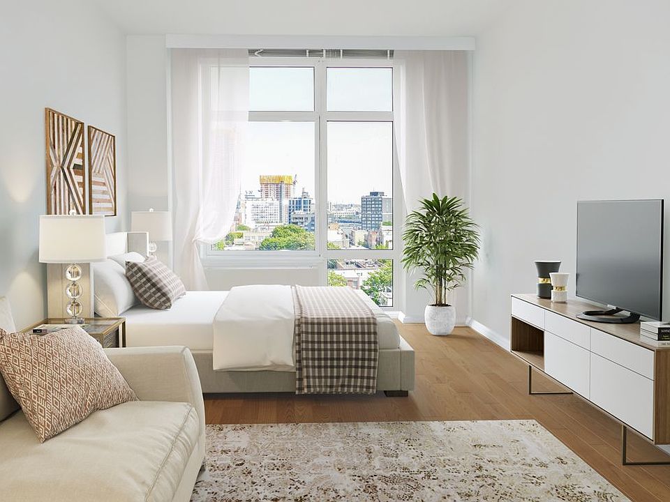 1st image of 511 47th Ave APT 4B