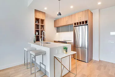 Rented by Artur Gutman, LREB