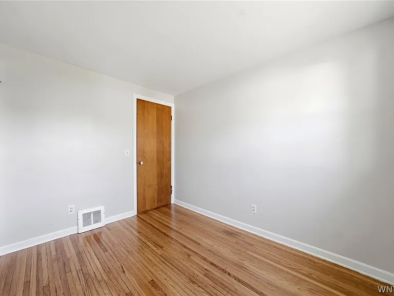 66 Cleveland Dr — Photo 27