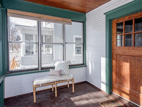 4th image of 2111 Dayton Ave