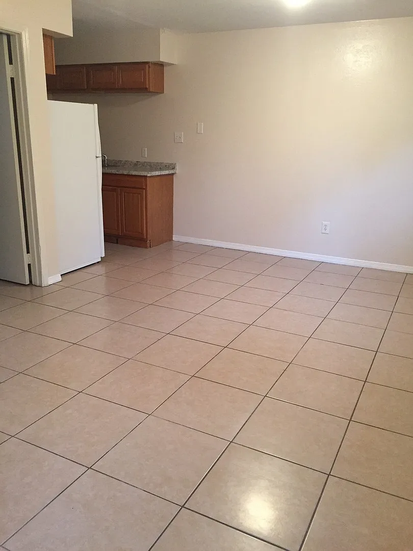 2312 Harvard Ave. — Photo 2