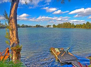 7043 SW 53rd Ln, Miami, FL 33155