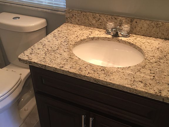 4th image of 18102 Canal Pointe St