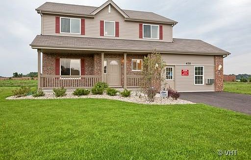 1st image of 100 Foxwood Dr