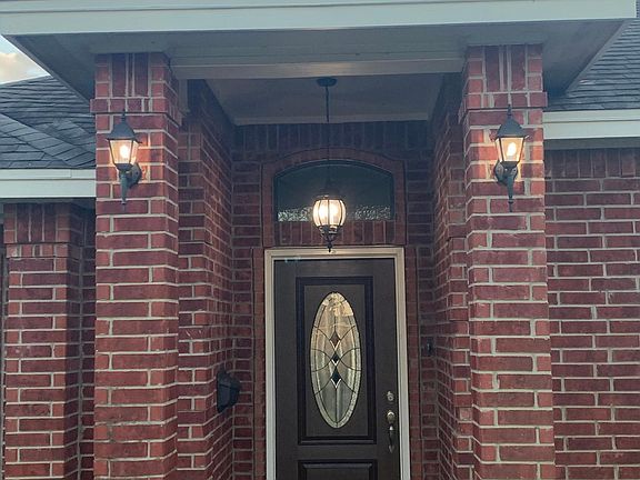 2nd image of 3222 Cedar Hollow Ct