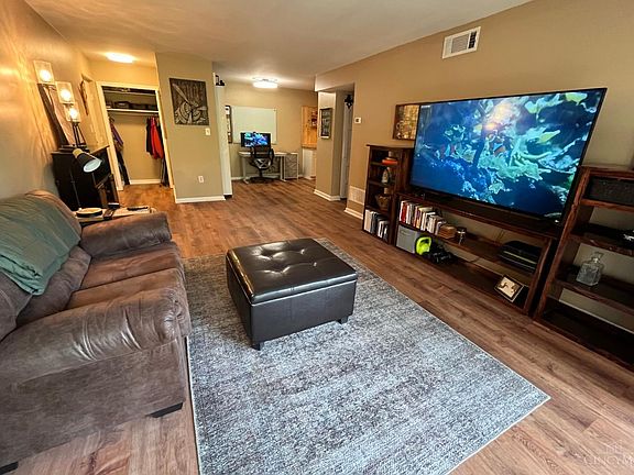 4th image of 805 Delta Ave APT 5B