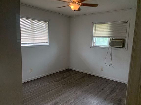 3rd image of 3006 General Marshall St