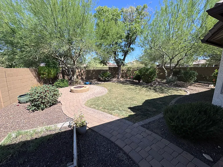 27424 N 19th Dr — Photo 30