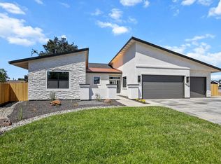 2876 River Mist Walk, Redding, CA 96001