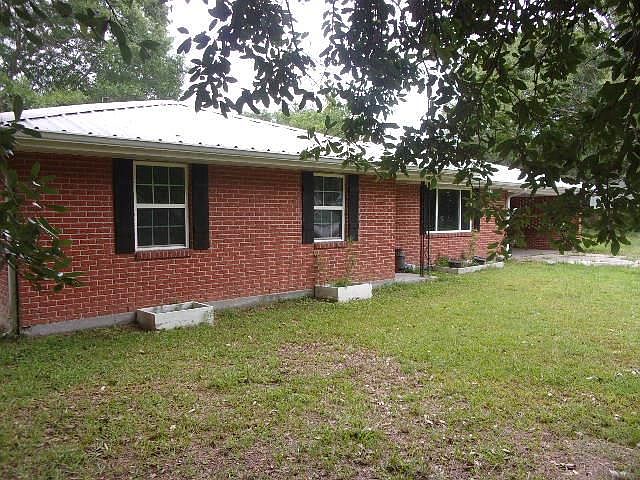 1st image of 8 Hilda Ln