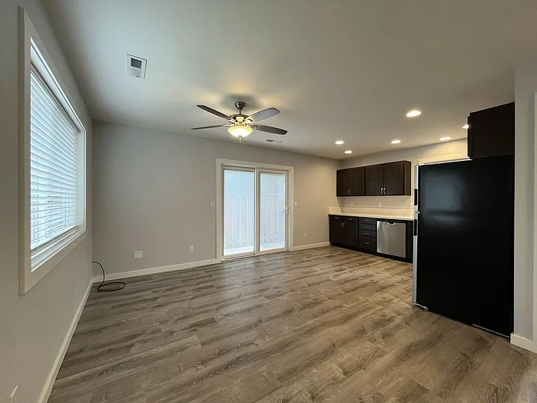 2822 NE Davis St #B — Photo 10