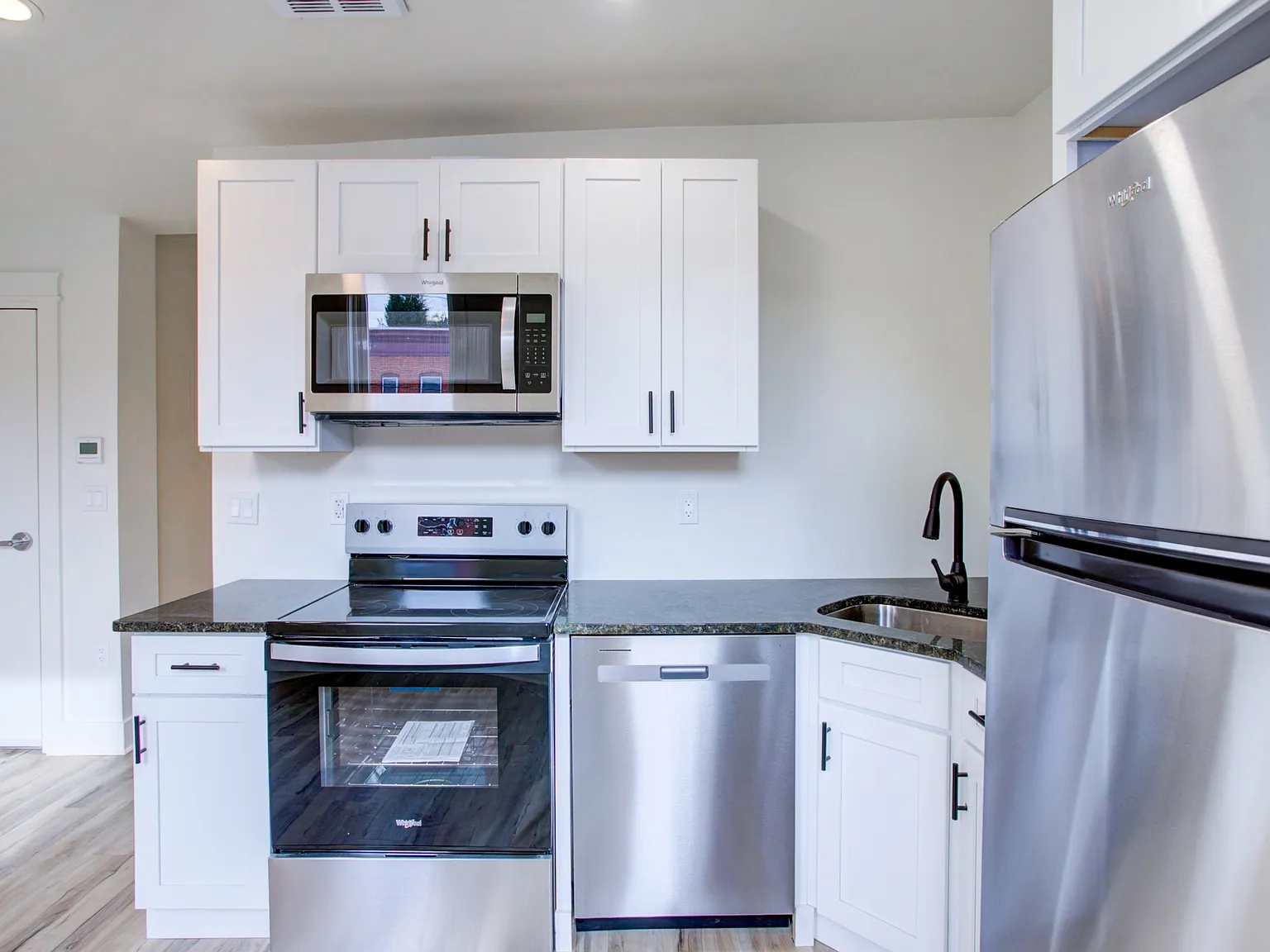 11 East Walnut Street - 3 — Photo 1