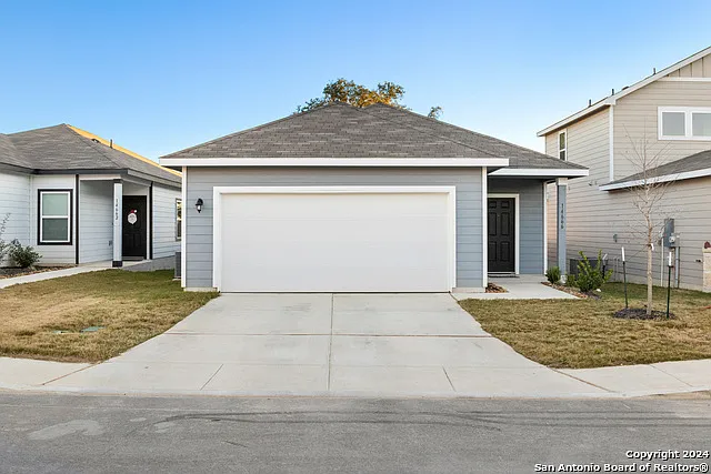 14666 Emerio Dr — Photo 3