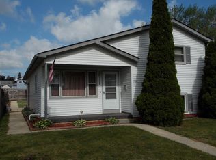 1724 Horeb Ave, Zion, IL 60099