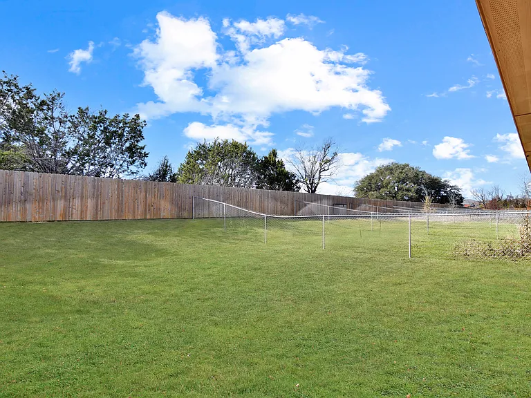 5910 Harriet Tubman Ave — Photo 15