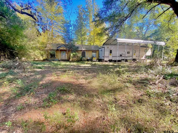 2242 County Road 2120, Crockett, TX 75835