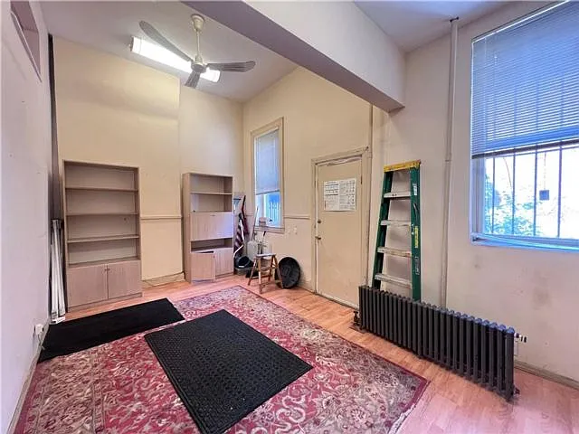 Studio, $2,800 — Photo 2