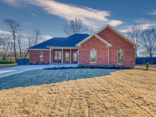 468 Dartmoor Dr, Killen, AL 35645