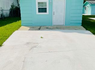 105 NE Railroad Ave #1, Lyons, GA 30436