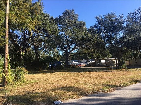 2nd image of 6925 51st Ave N