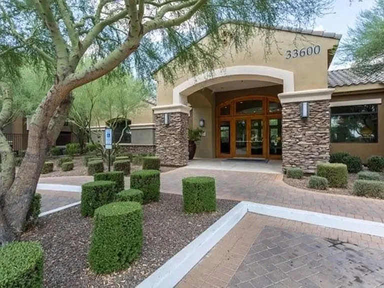 Canyon Crossroads — Photo 15