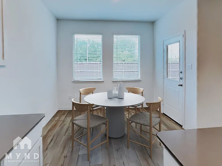 4900 Parrington Dr — Photo 11