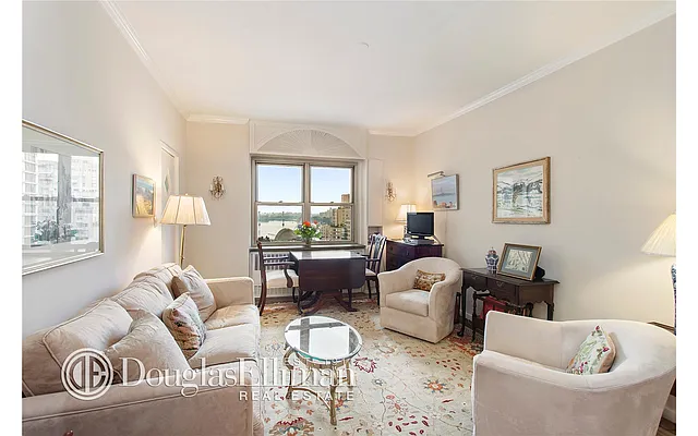Sold by Douglas Elliman | media 23