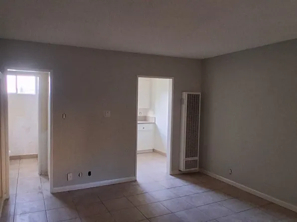 4055 W 129th St #6, Hawthorne, CA 90250