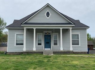 215 S Cedar Cir, Webb City, MO 64870