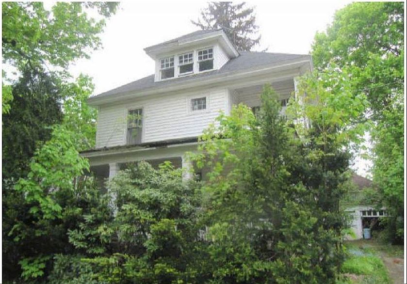 1st image of 115 Price St