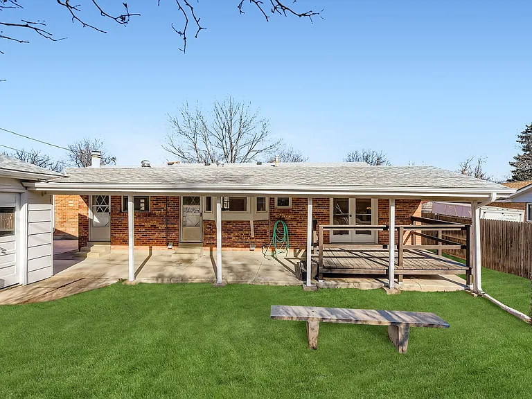 4264 W Radcliff Ave — Photo 39